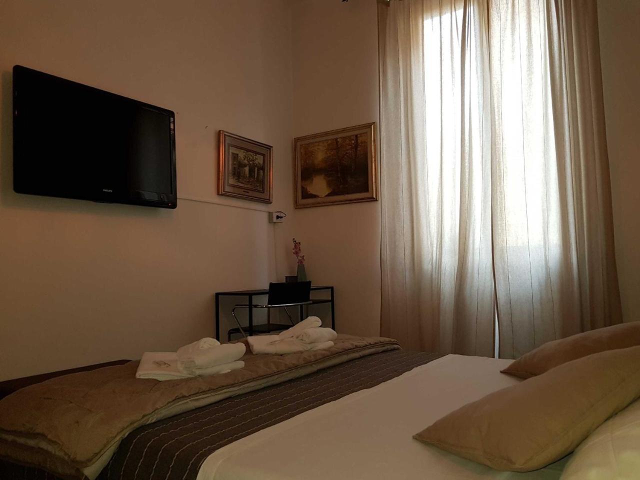 Central Rooms Генуа Екстериор снимка